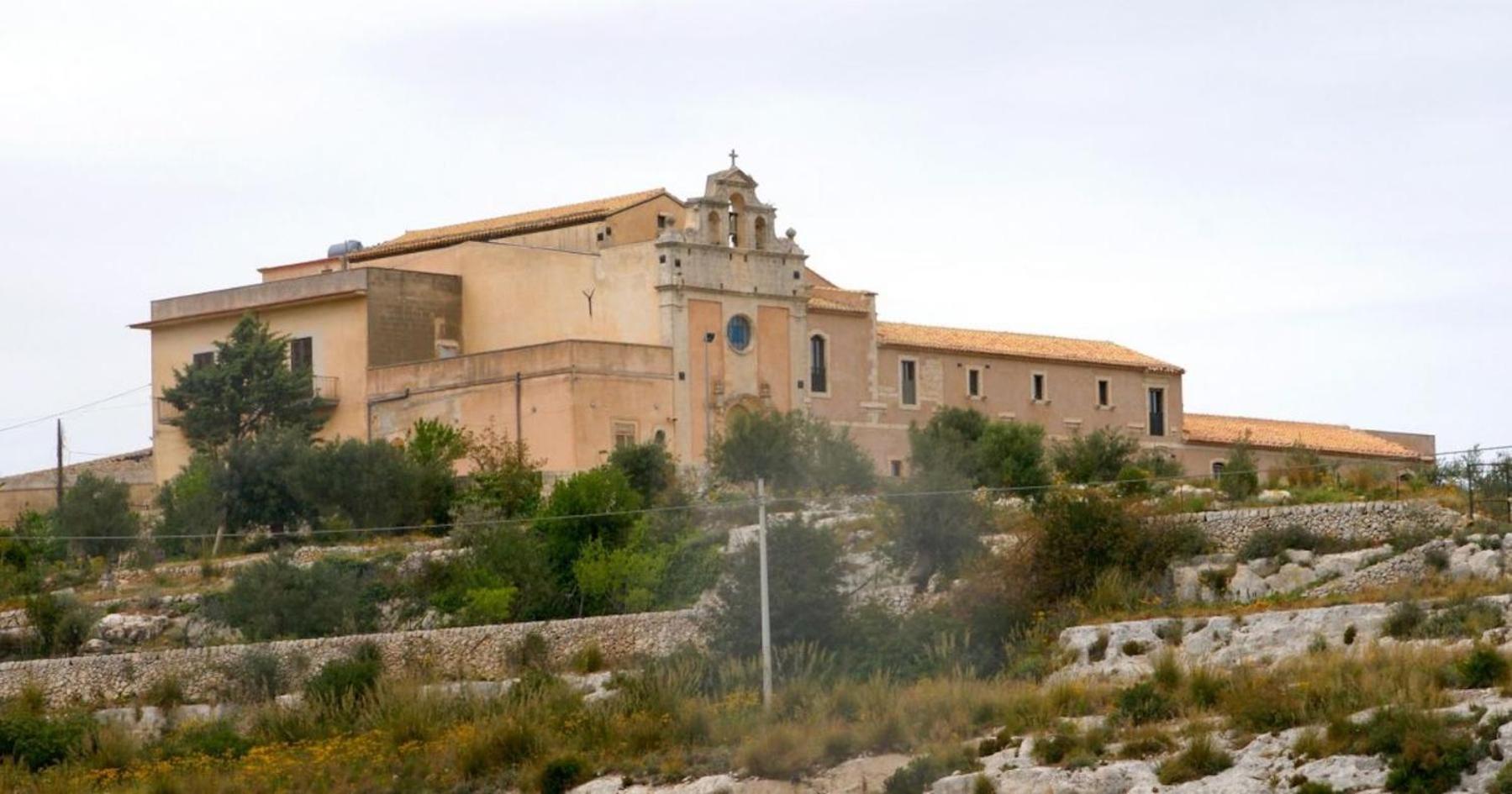 Vila Casa Vacanze Robinson Avola Exteriér fotografie